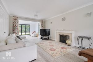 Lounge- click for photo gallery